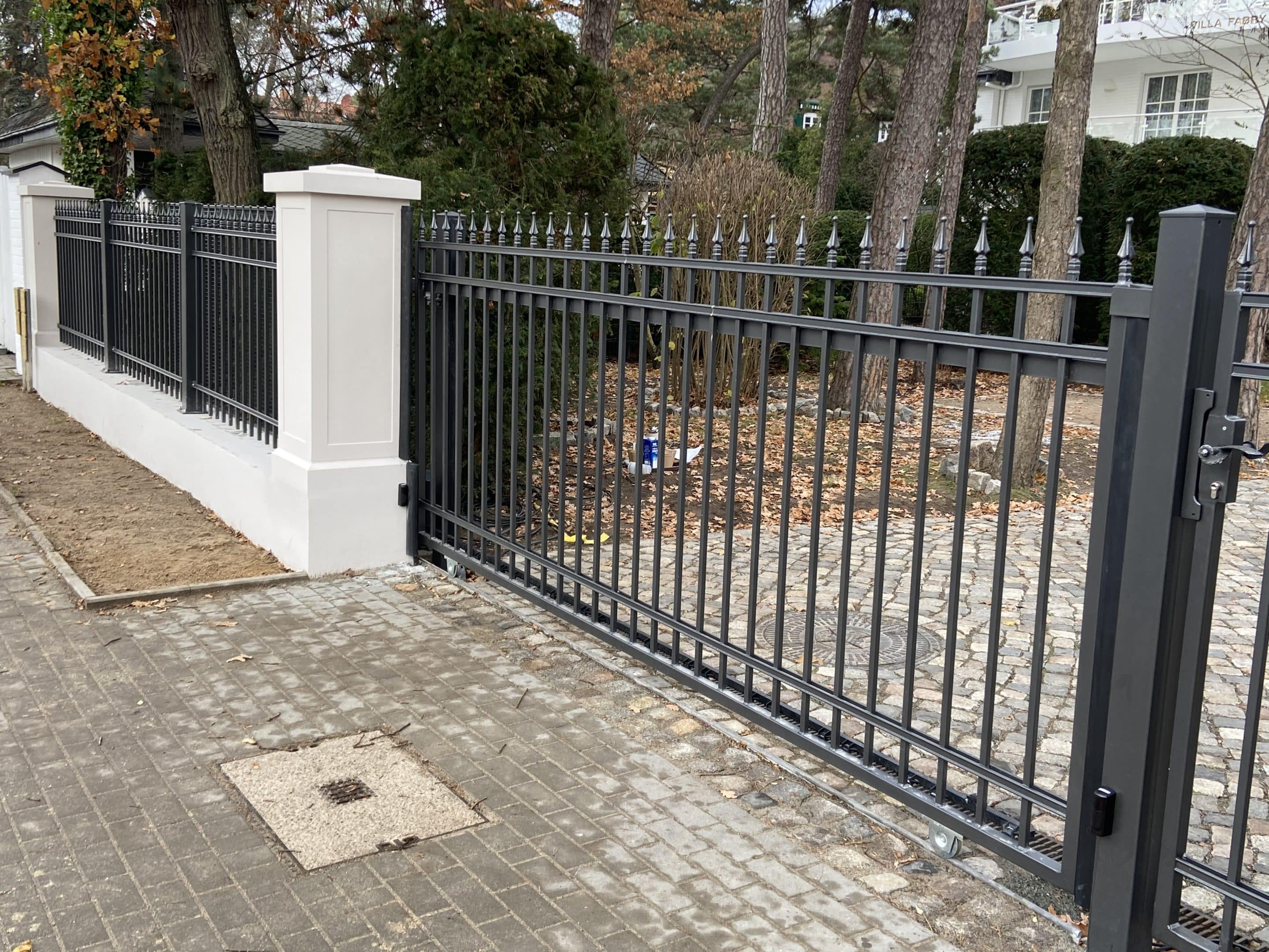 Schmiedeeiserne Tore - Zaunbau | Schmiedeeiserne Zäune